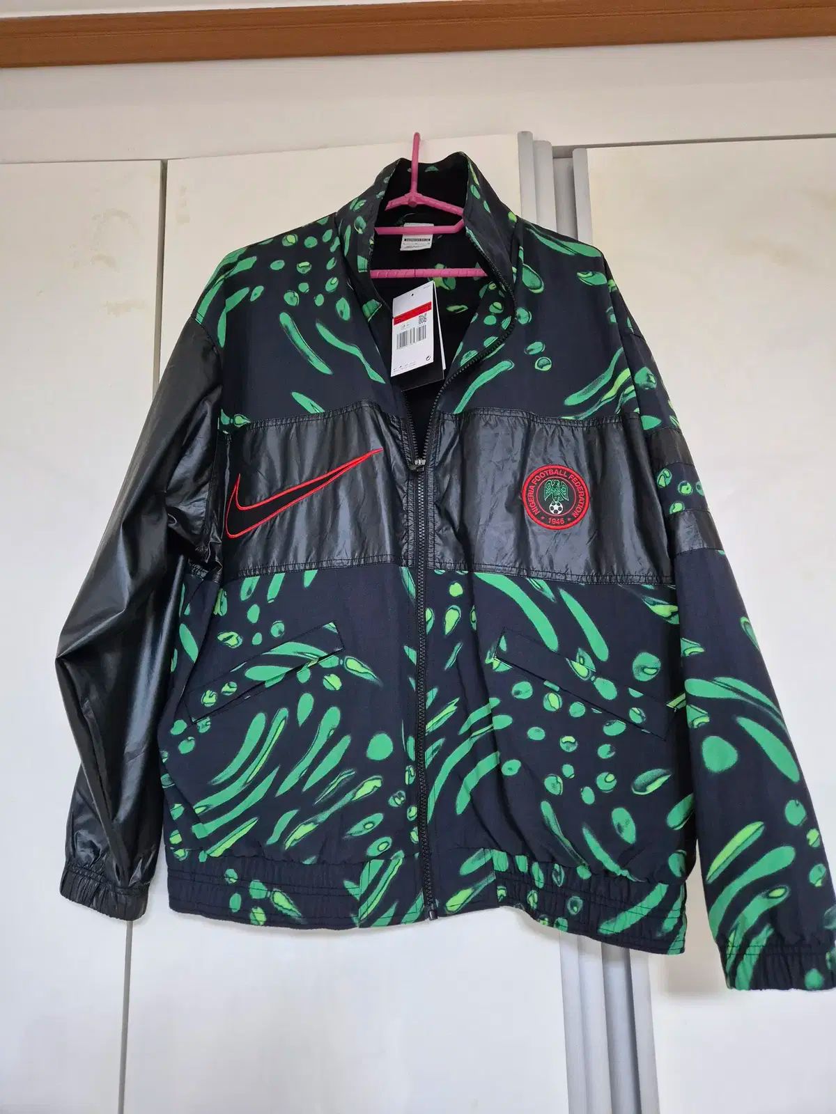 L NIKE ナイキ ナイジェリアアンドサムアンドサムジャケット 韓国国家代表 国代表 ジップアップアウター 秀逸