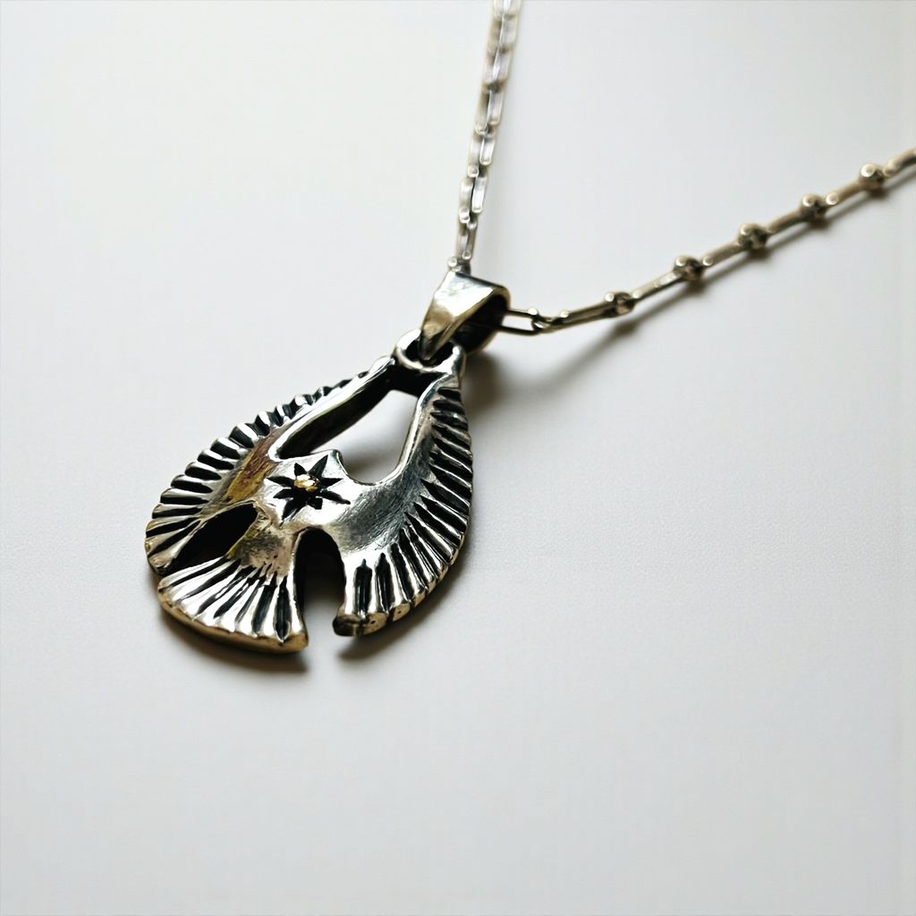 Vintage Silver Thunderbird Necklace インディアンジュエリー