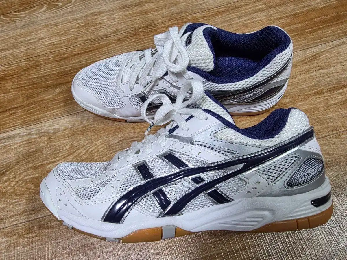 アシックス フレンチテリー 白 men s 245