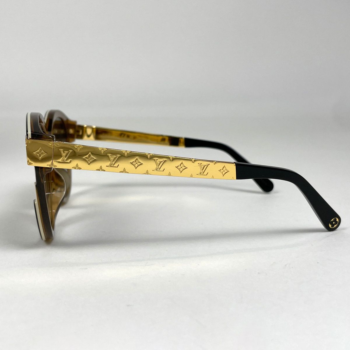 ルイ ヴィトン Louis Vuitton LV プティ スプソン キャットアイ アイウェア グラデーション モノグラム サングラス メタル ゴールド ブラック Z 1857 E レディース