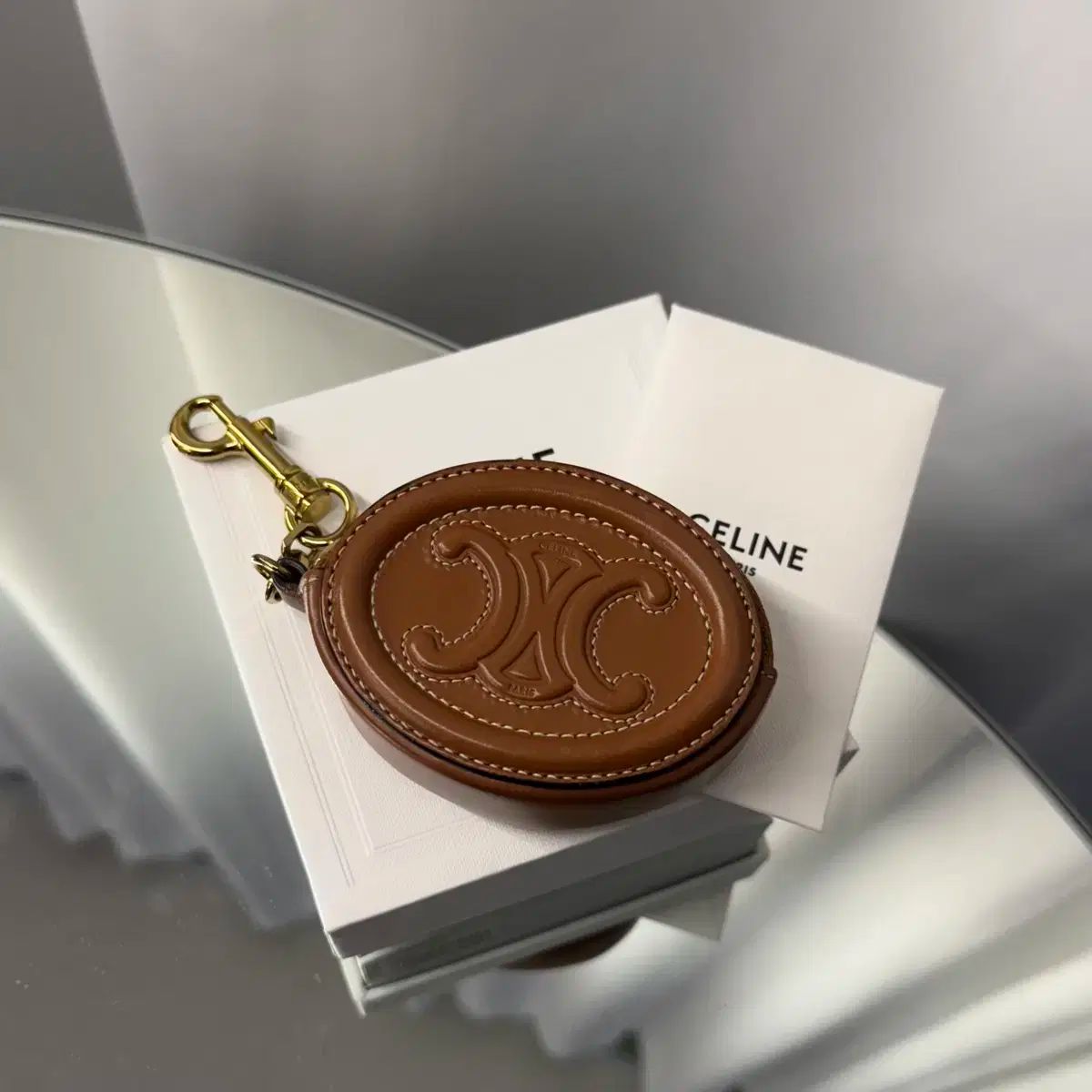 OS Celine セリーヌ キュイール オーヴァルパー コインパー スバッグチャーム キーホルダー