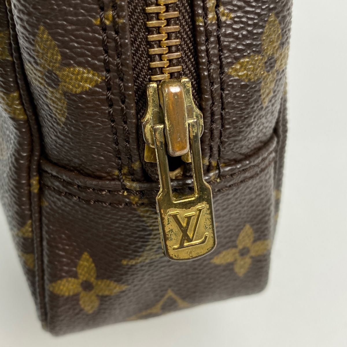 Vuitton トゥルース