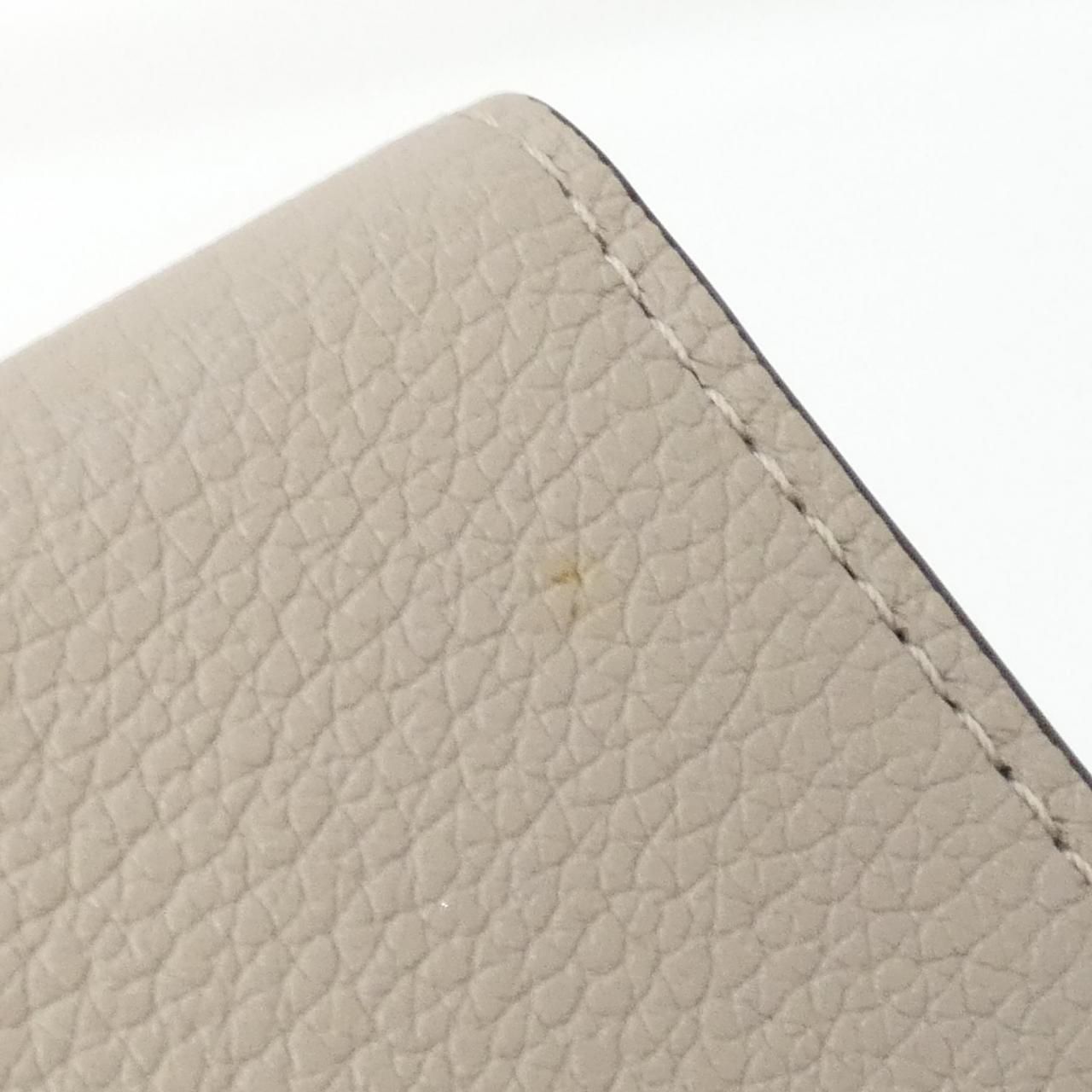 ルイヴィトン ポルトフォイユ