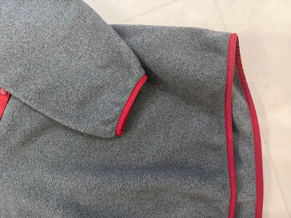 パタゴニア Synchilla シンチラ グレー レッド sサイズ