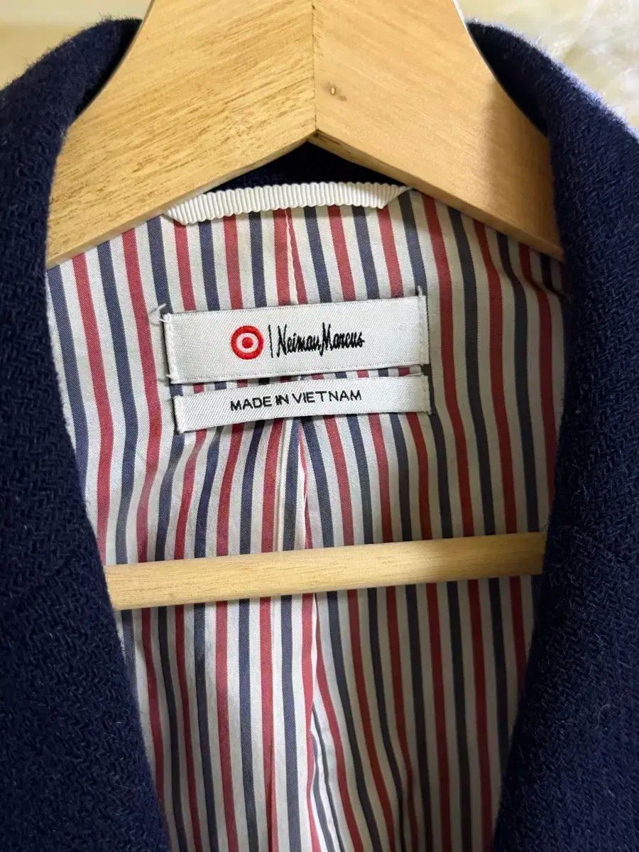 トムブラウン×ニーマンマーカスコラボパイピングジャケット トム・ブラウン ニーマン・マーカス パイピング ジャケット S - メルカリ