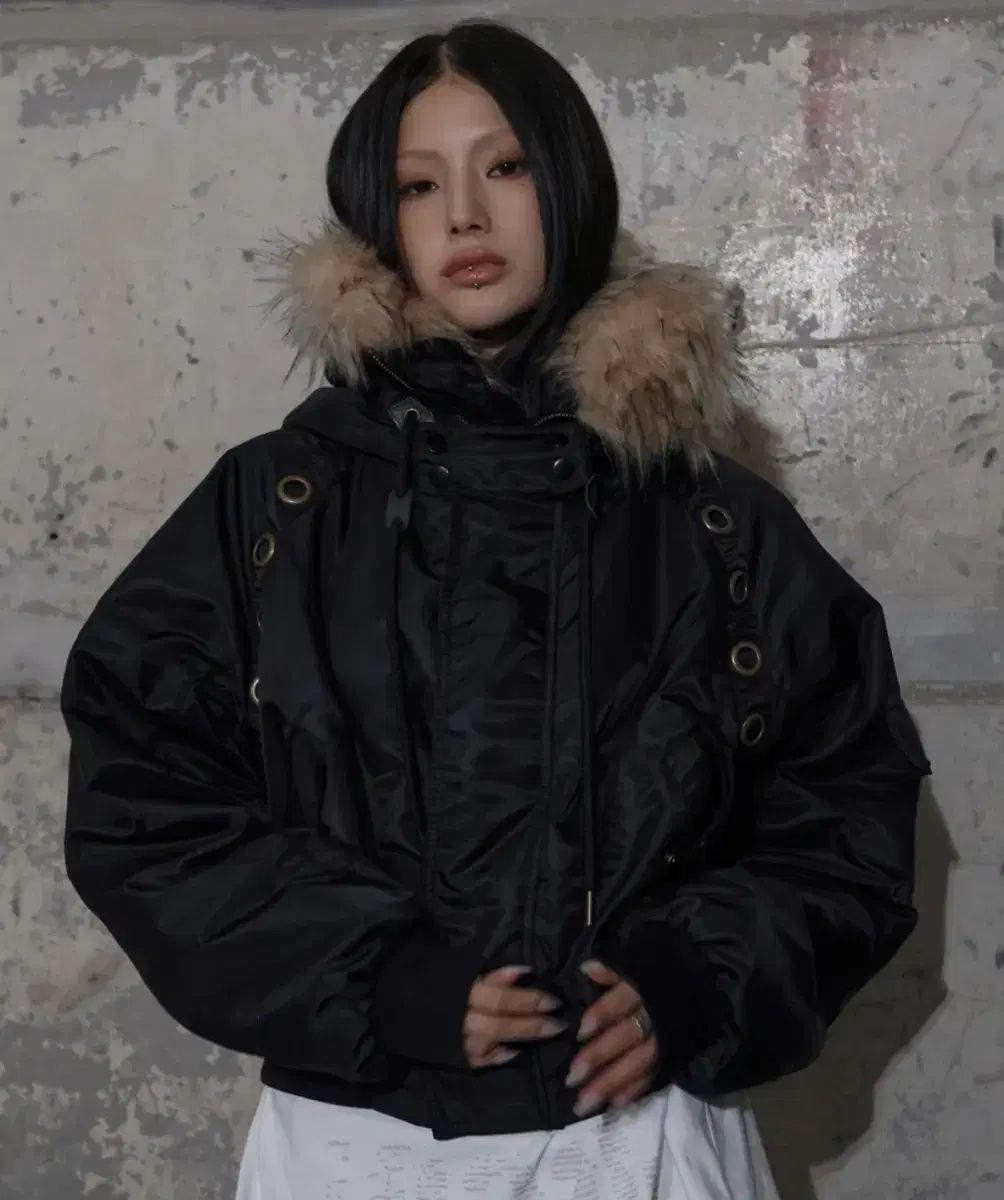 ファンシー クラッチ エンブロイダリー ファー MA-1 ブルゾン ジャケット ブラック