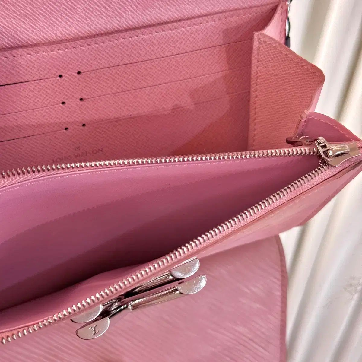 Vuitton ツイスト