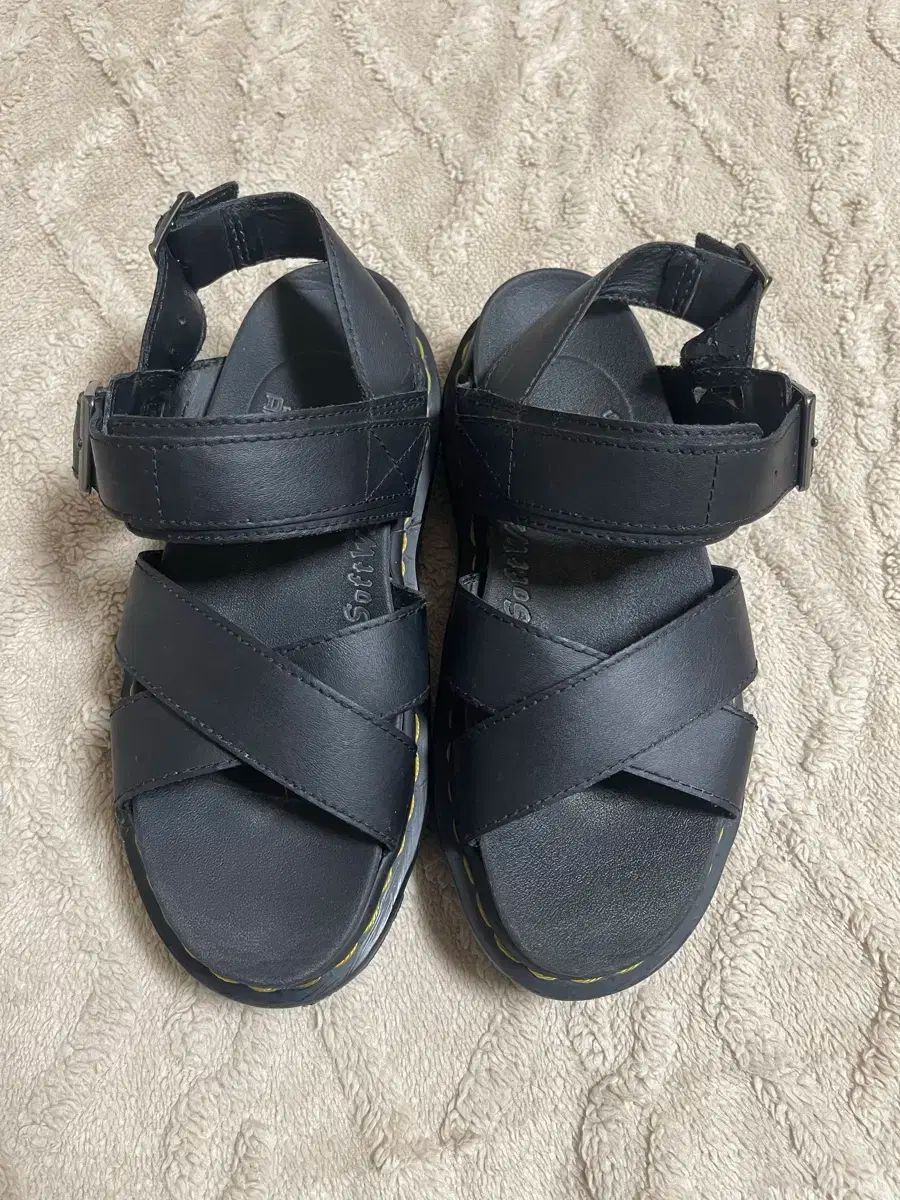 DR MARTENS ドクターマーチン サンダル 240