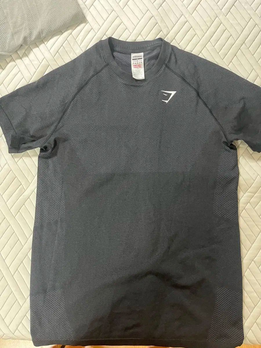 GYMSHARK 짐샤크 バイタル シームレス スリムフィット 半袖 Tシャツ