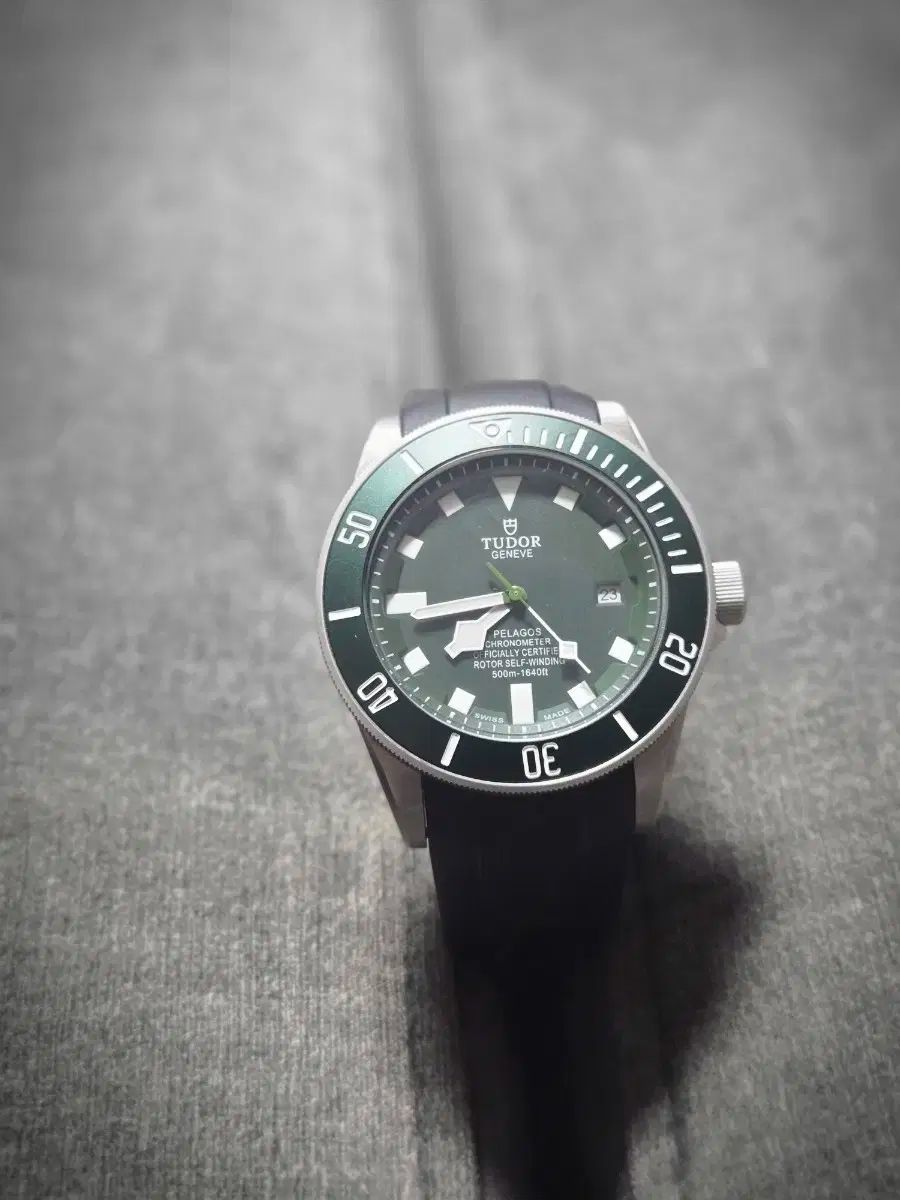 チューダー ぺラゴス グリーン ダイバー 時計