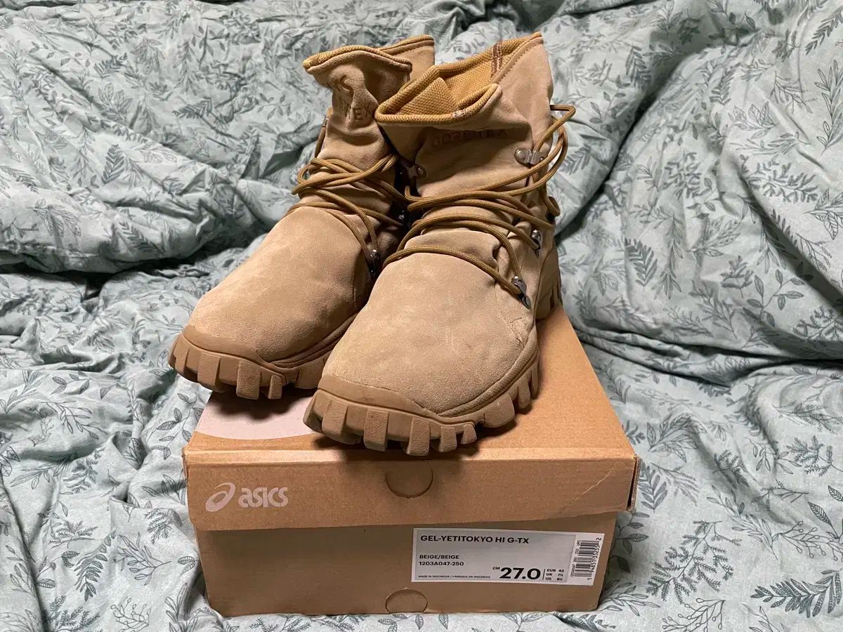 アシックス ノンネイティブ ゲル イエティ ベージュ ブラウン US9