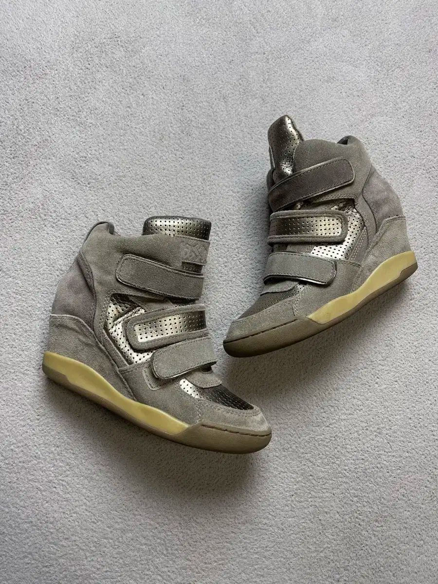 38 ASH ウェッジ スニーカー ヒール-240