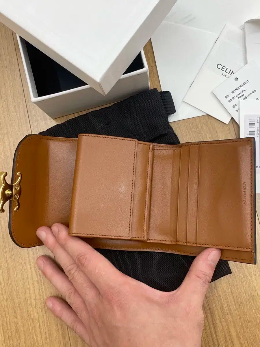 トリオンフ キャンバス