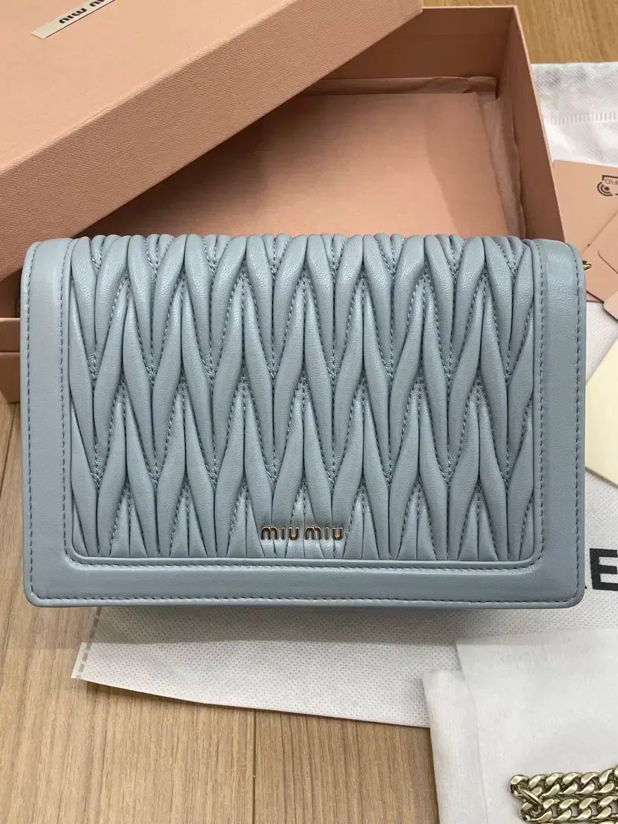 マテラッセ チェーン