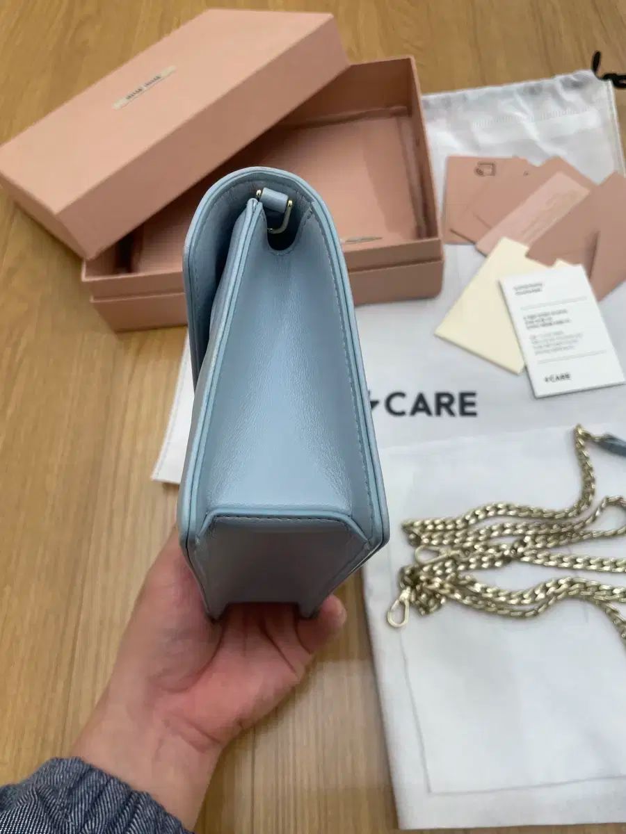 献身的な ミュウミュウ マテラッセ チェーン クロスバック