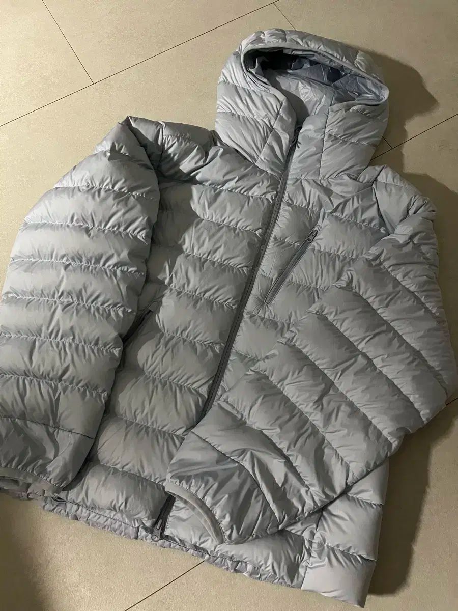 ムシンサ シティレジャー 軽量ダウン