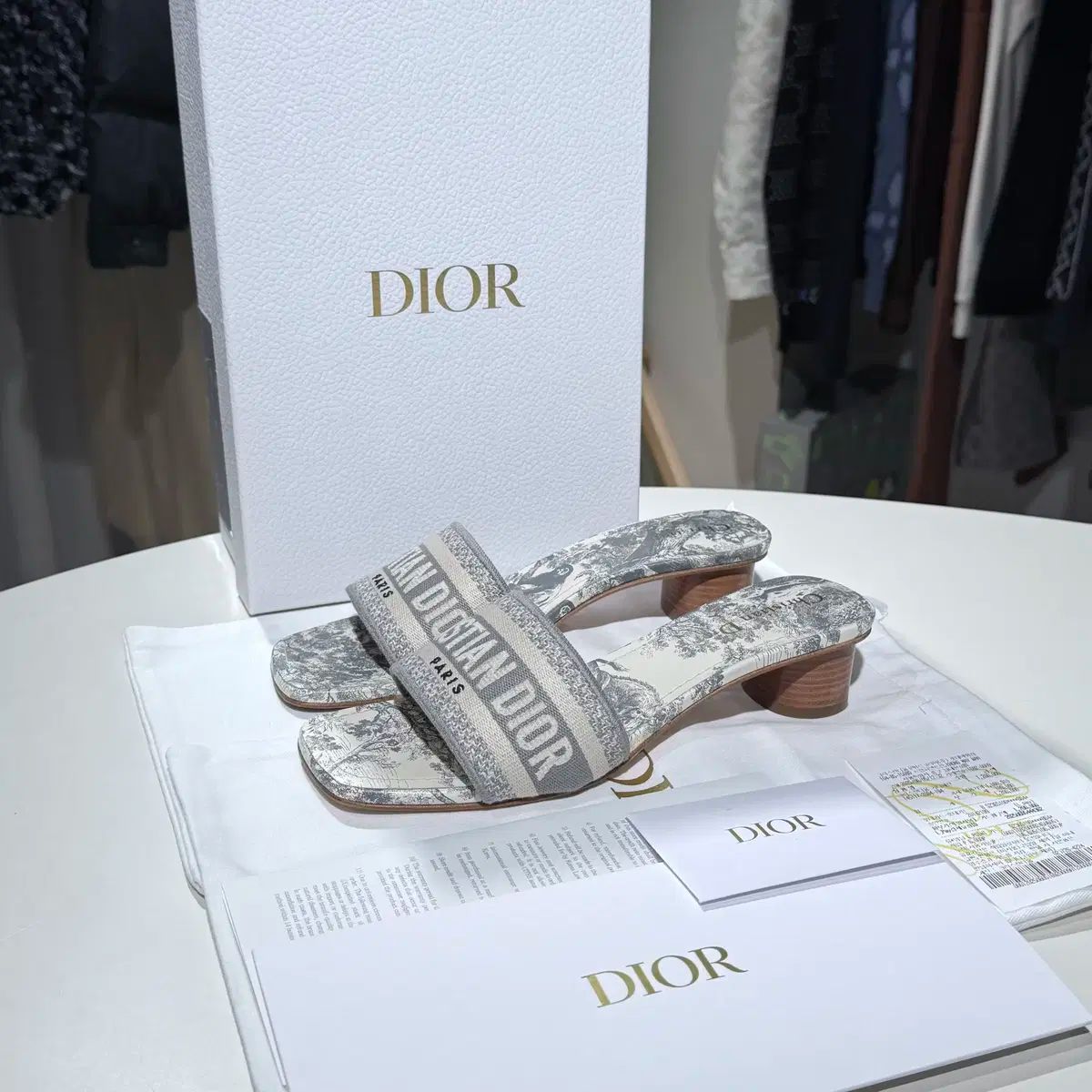 38 ディオール Dway レディース ミュール スリッパ