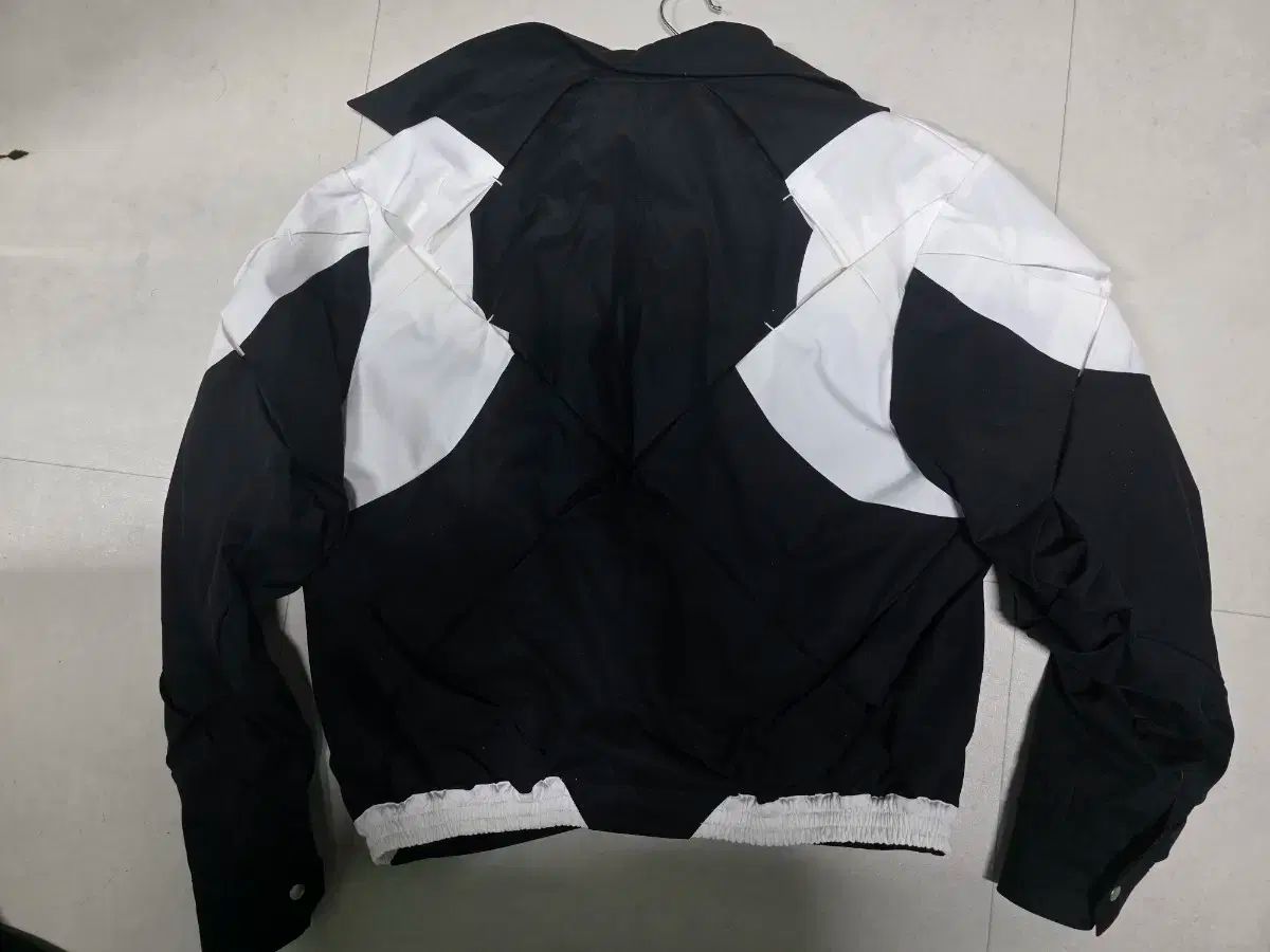 カンジョンソク アヒル origami サークル ジャケット 1 サイズ