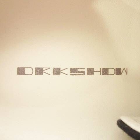 ダークシャドウ