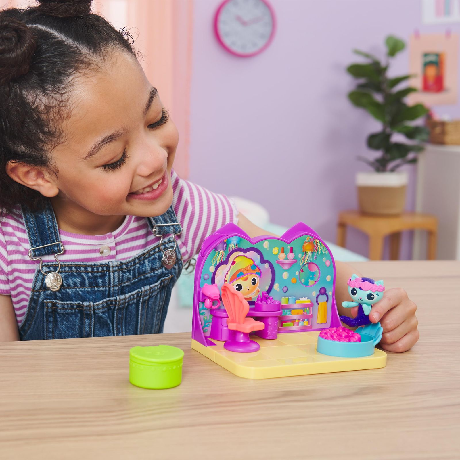 : Dollhouse Gabby's ギャビーのドールハウス、MerCatのスパルームプレイ | Bathroom and ギャビーのドールハウス Set Mercat with ザ・ムービー MerCat 0 マーキャットのすいそう インタラクティブ