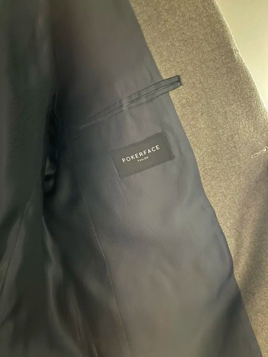 ポーカーフェイス 3roll2 ジャケット グレーシー ベージュ 48