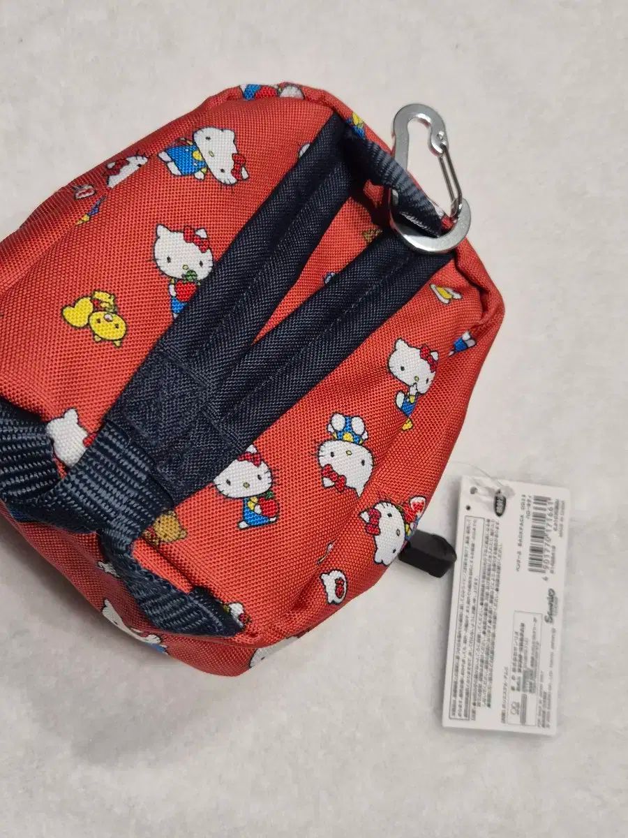 日本 BANDAI Outdoor Products ハローキティ ペンポーチ カラビナ hello kitty