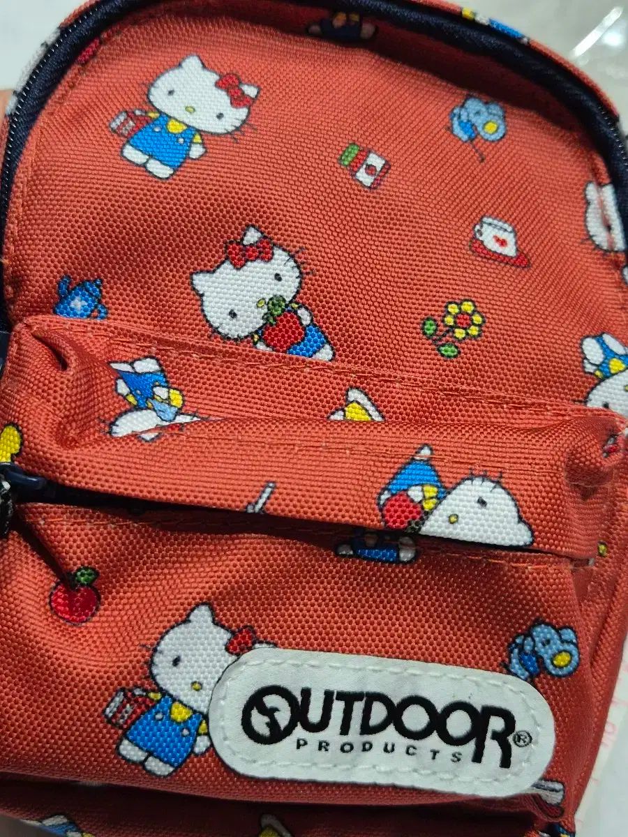 ハローキティ ペンポーチ