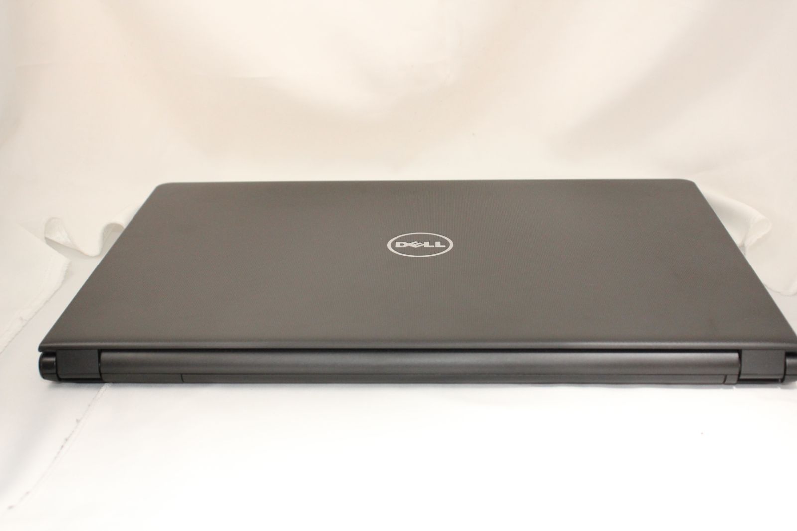 DELL vostro 15-3568 Core i7-7500U 2.7GHz 8GB DVDスーパーマルチ
