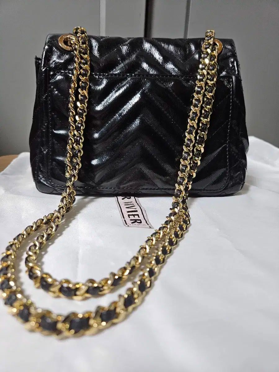 J.ESTINA ジェイエスティナ ブラック キルティング チェーン ショルダーバッグ