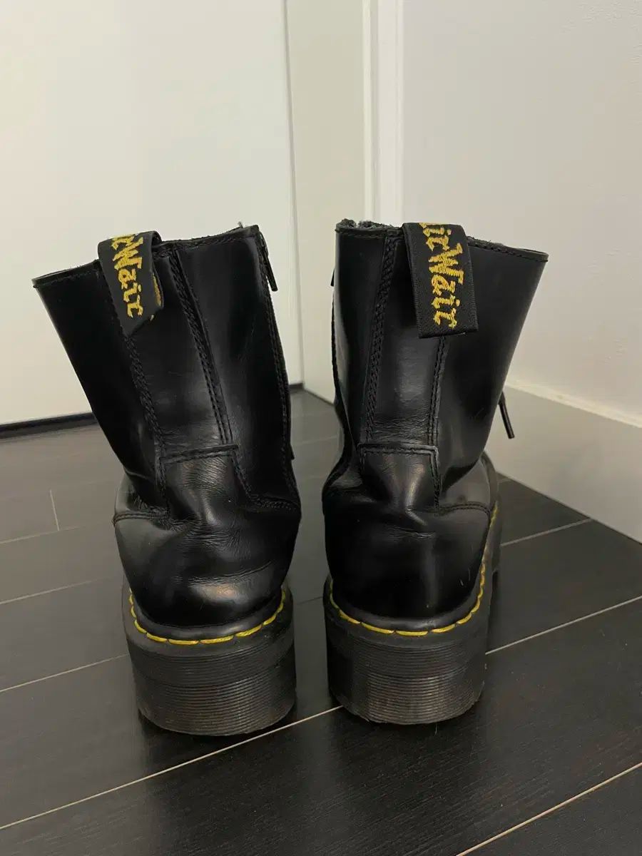 ドクターマーチン ジェイドン