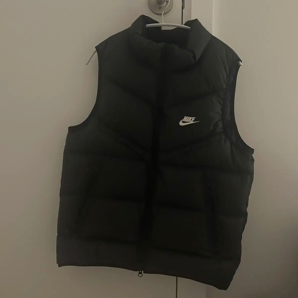 ナイキ NIKE NSW STORM-FIT（ストームフィット）ウィンドランナー 