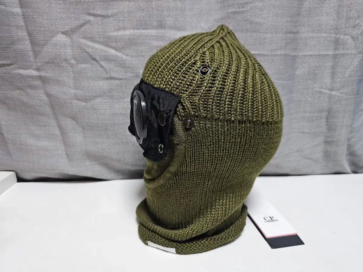 C.P. COMPANY 完全武装 ビーニー Free! 57-59cm