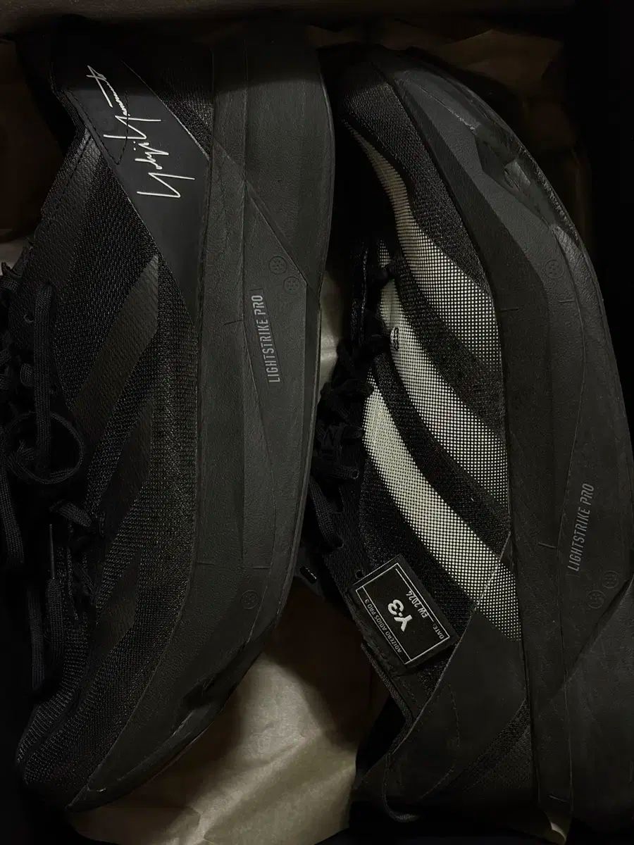 Y-3 アディゼロ アディオス プロ3 ブラック