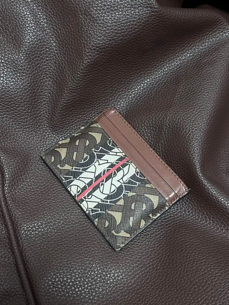 バーバリー TB モノグラム ダブル カードウォレット ブラウン