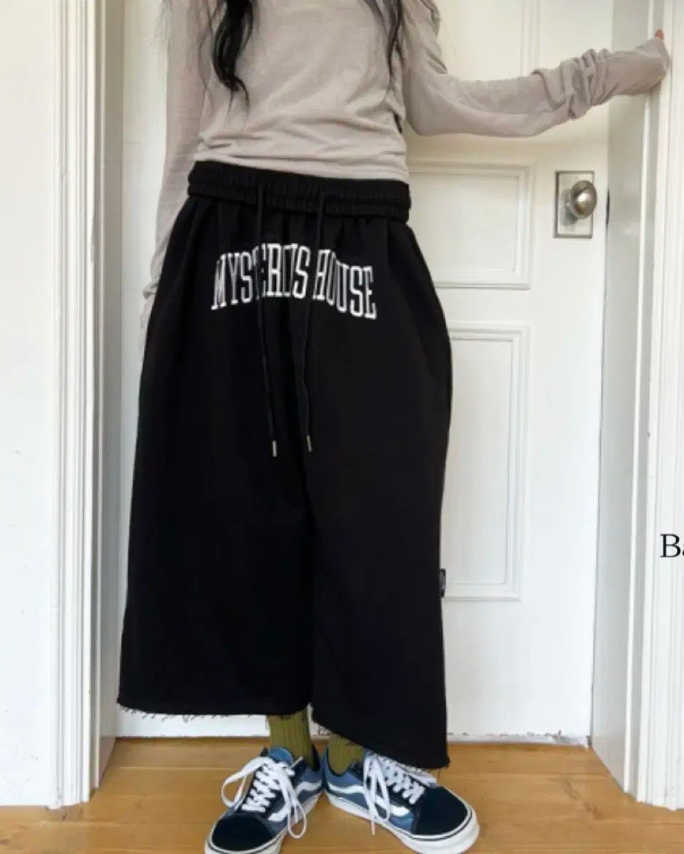 THE MYSTERIOUS HOTEL ザ ミステリアス ホテル ワイド バミューダ パンツ ブラック