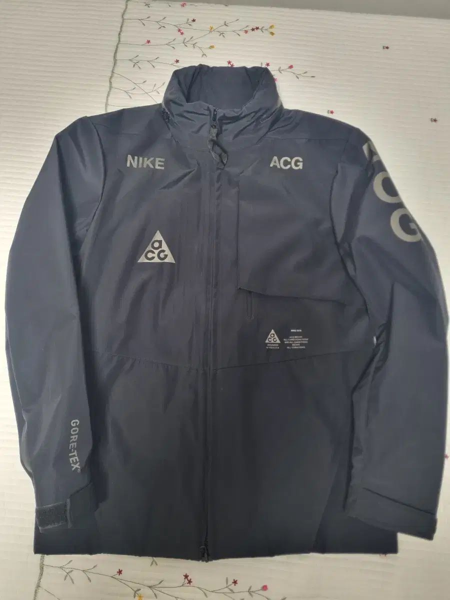 L 105 NIKE LAB アクロニウム ACG GORE-TEX ジャケット