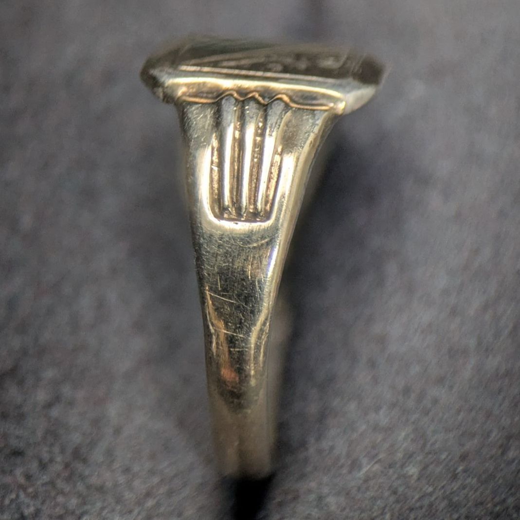 コンビ スクエアシグネットリング