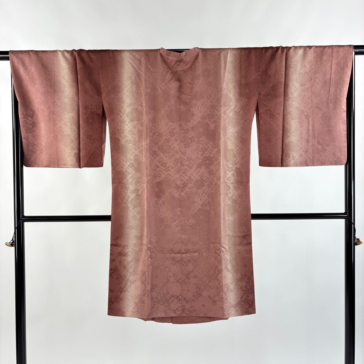 道行 身丈106 cm 裄丈68 L 和装コート 角衿 地紋 縦ぼかし 小豆色 正絹