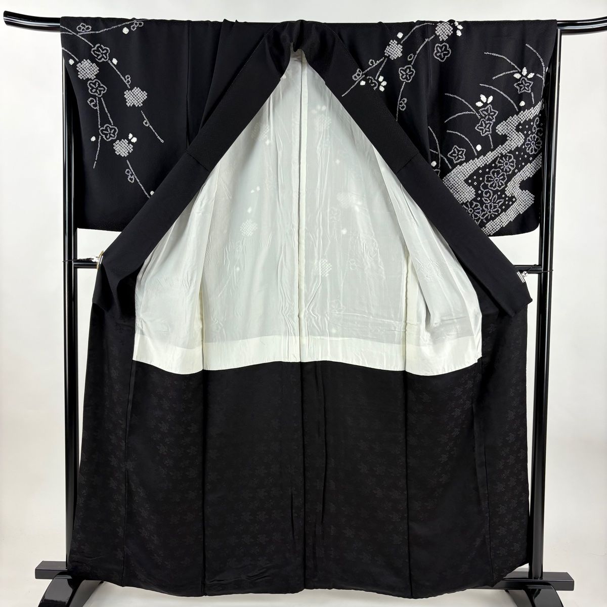  訪問着 身丈160 cm 裄丈69 L 袷 草花 流水 絞り 黒 正絹 秀品 訪問着 付け下げ 着物