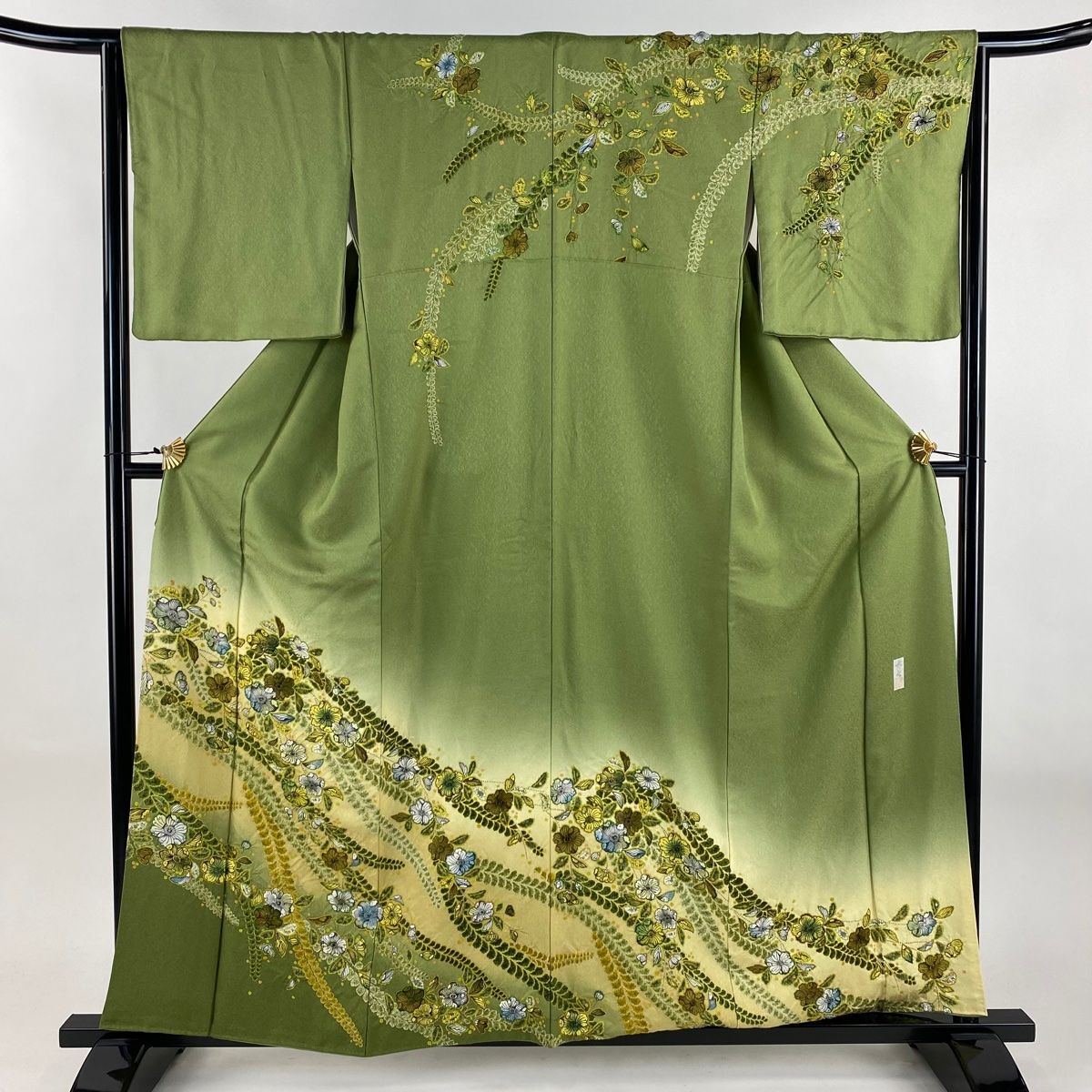 訪問着 身丈159 cm 裄丈64 5 M 袷 落款 辻が花柄 絞り 金彩 よもぎ色 正絹 秀品