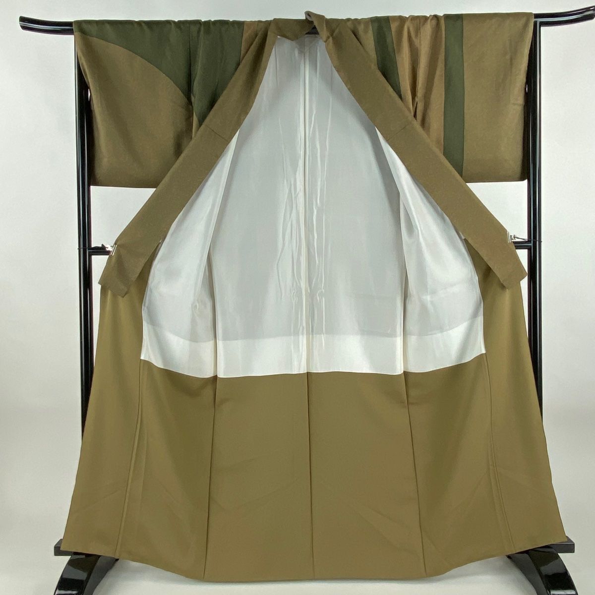  付下げ 身丈165 cm 裄丈66.5 M 袷 紬地 幾何学模様 茶色 正絹 秀品 訪問着 付け下げ 着物