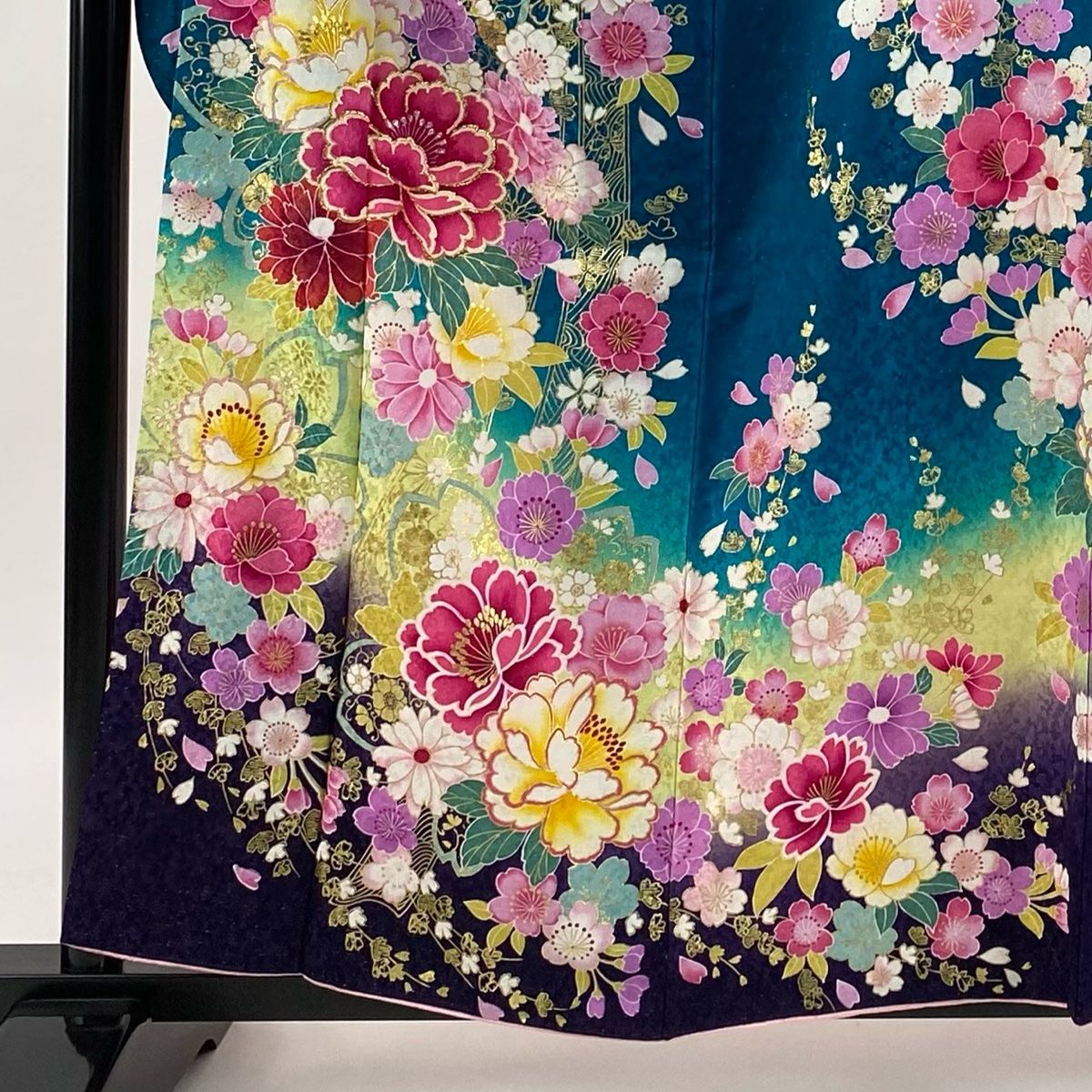 振袖 身丈159 5 cm 裄丈65 M 袷 牡丹 桜 銀通し 金彩 青緑 正絹