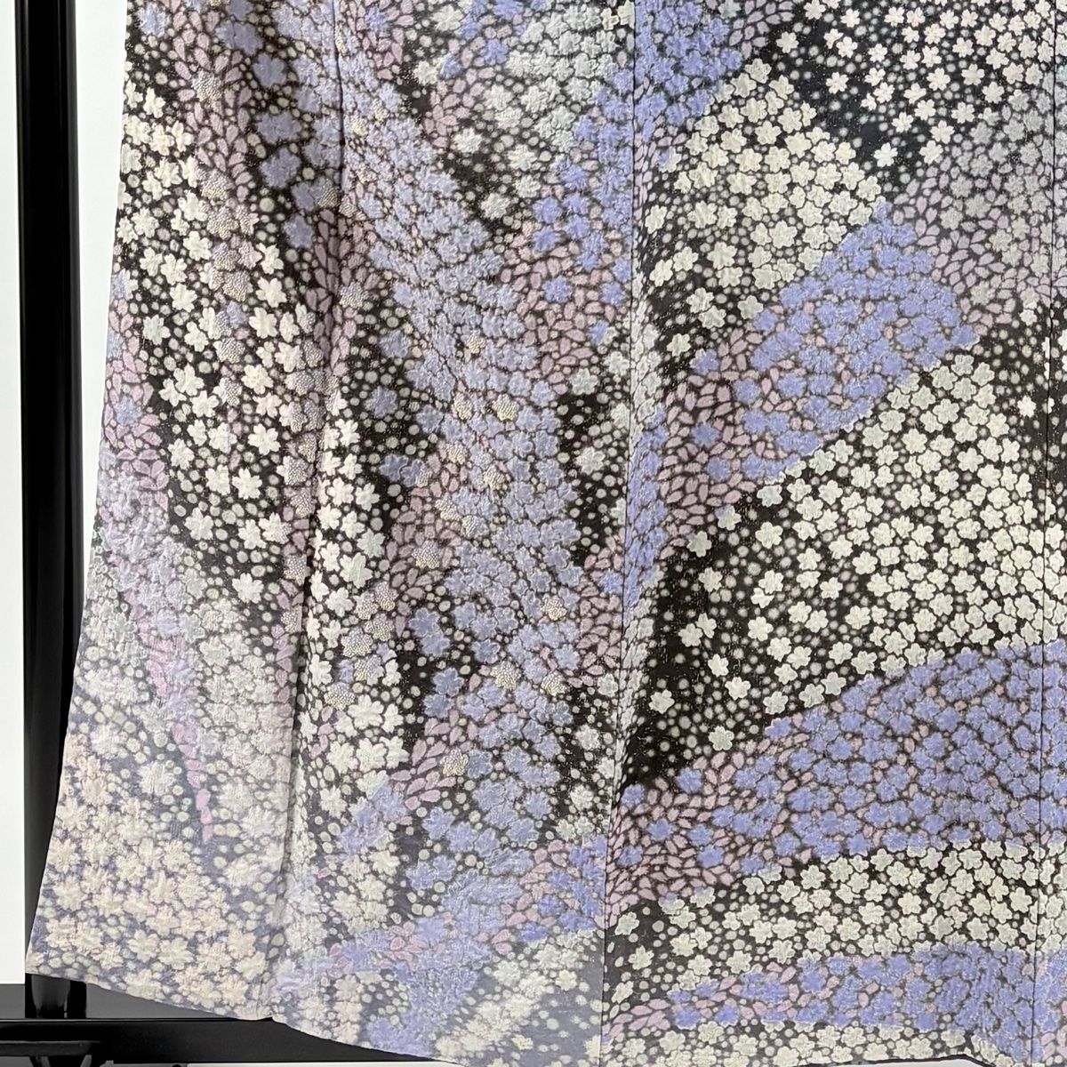 訪問着 身丈158 cm 裄丈64 M 袷 滝泰 落款 花 金通し 相良刺繍 紫 正絹