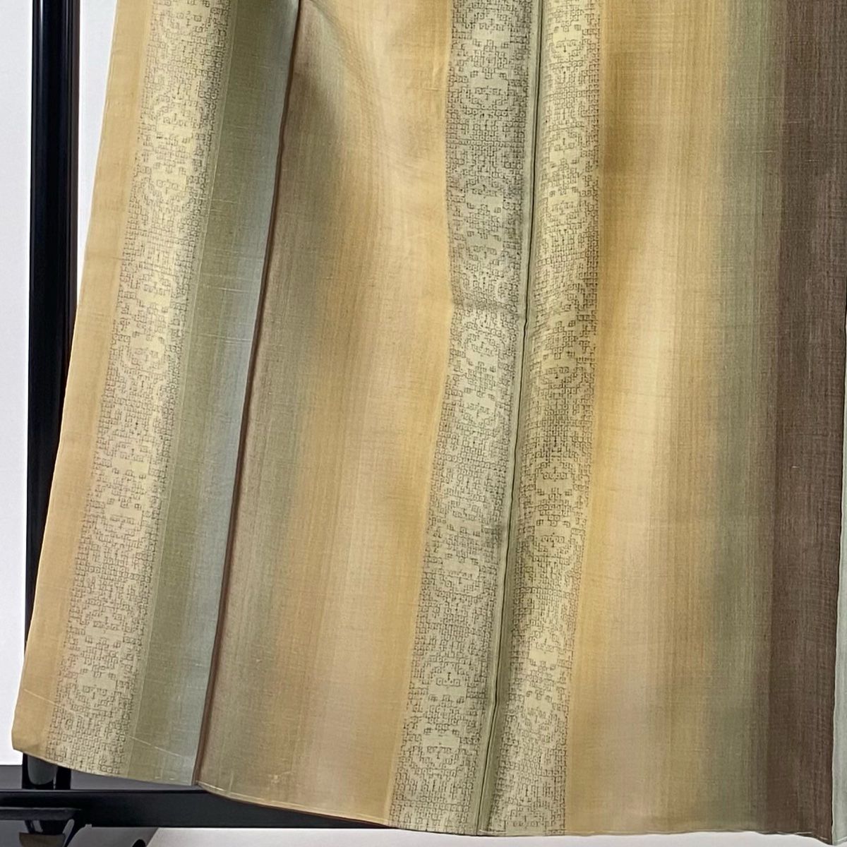 結城紬 身丈159 cm 裄丈65 M 袷 はたおり娘 証紙 亀甲絣 縞 ベージュ 正絹