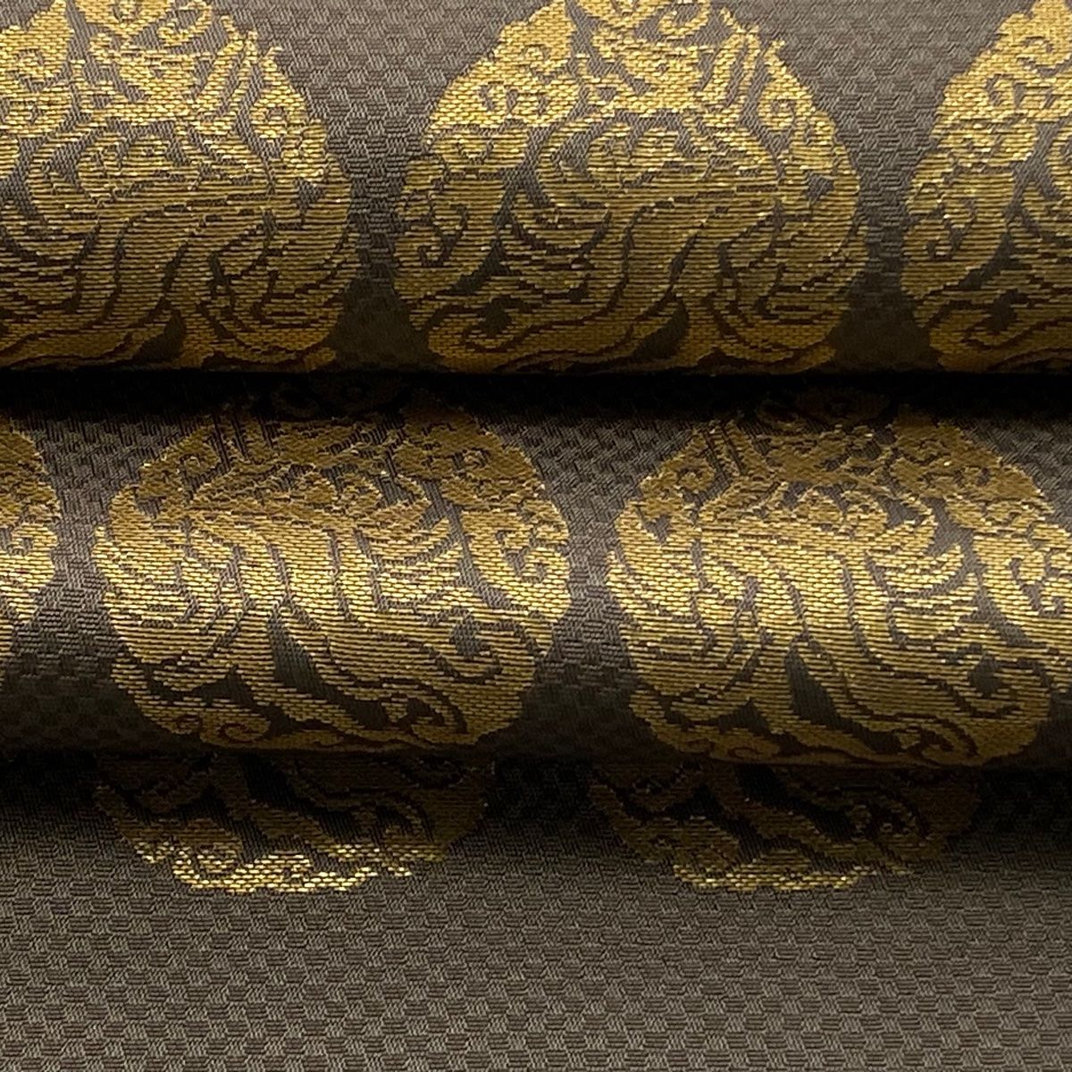 美品】 袋帯 逸品 龍村晋 落款 名物興福寺金錦 箔 茶色 全通 正絹