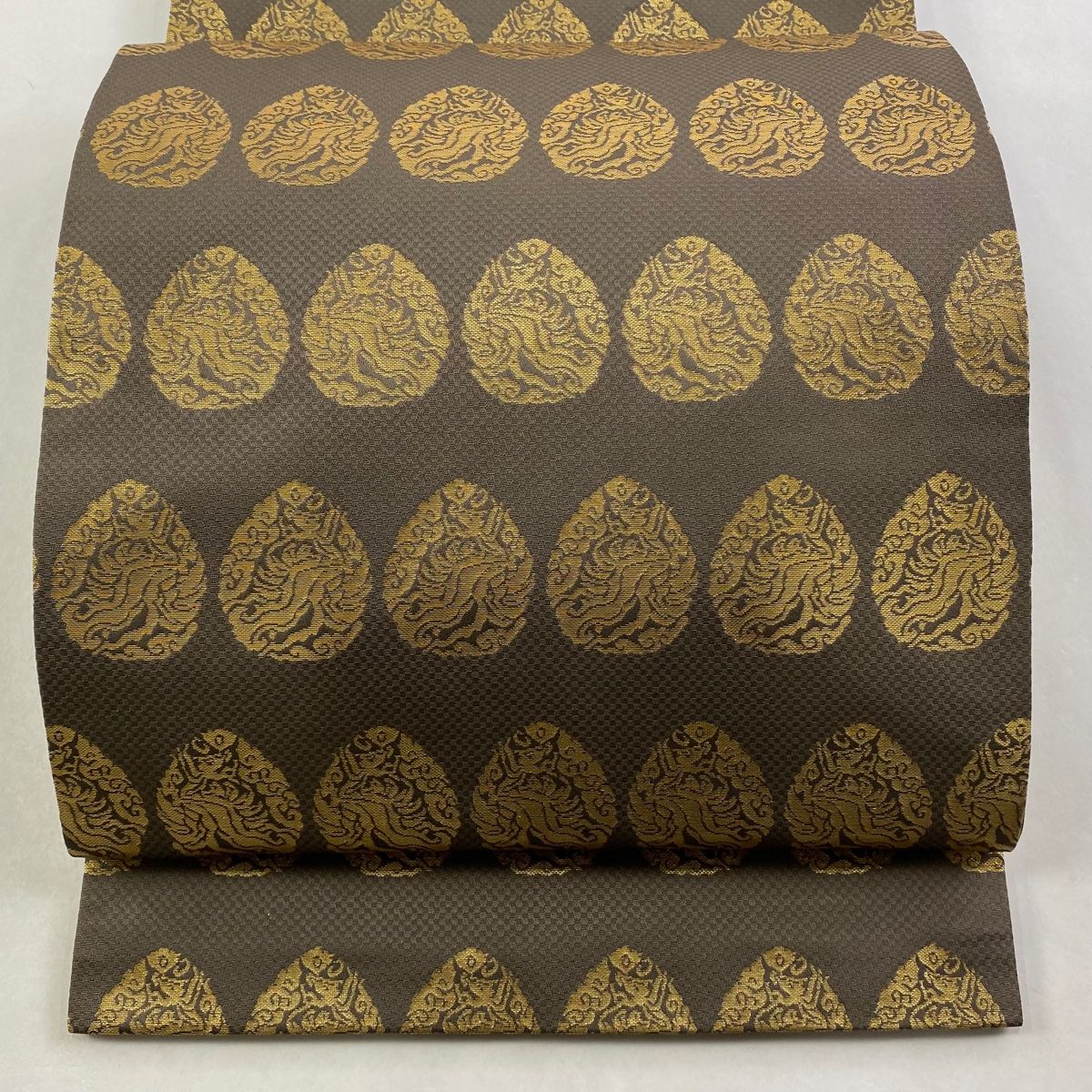 美品】 袋帯 逸品 龍村晋 落款 名物興福寺金錦 箔 茶色 全通 正絹