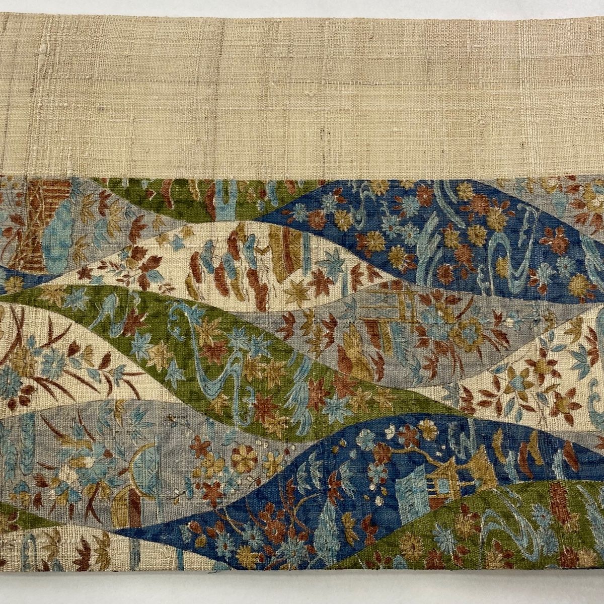 開き名古屋帯 家屋