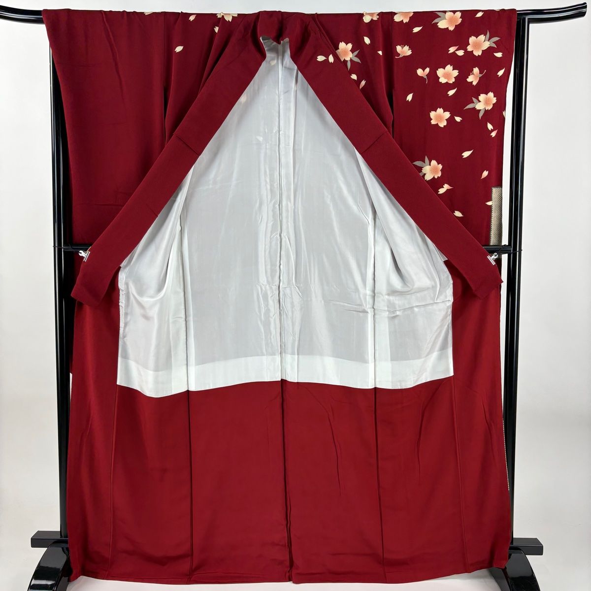  振袖 身丈167 5 cm 裄丈67 M 袷 手鞠 桜 金彩 縮緬 赤 正絹 秀品 振袖 着物