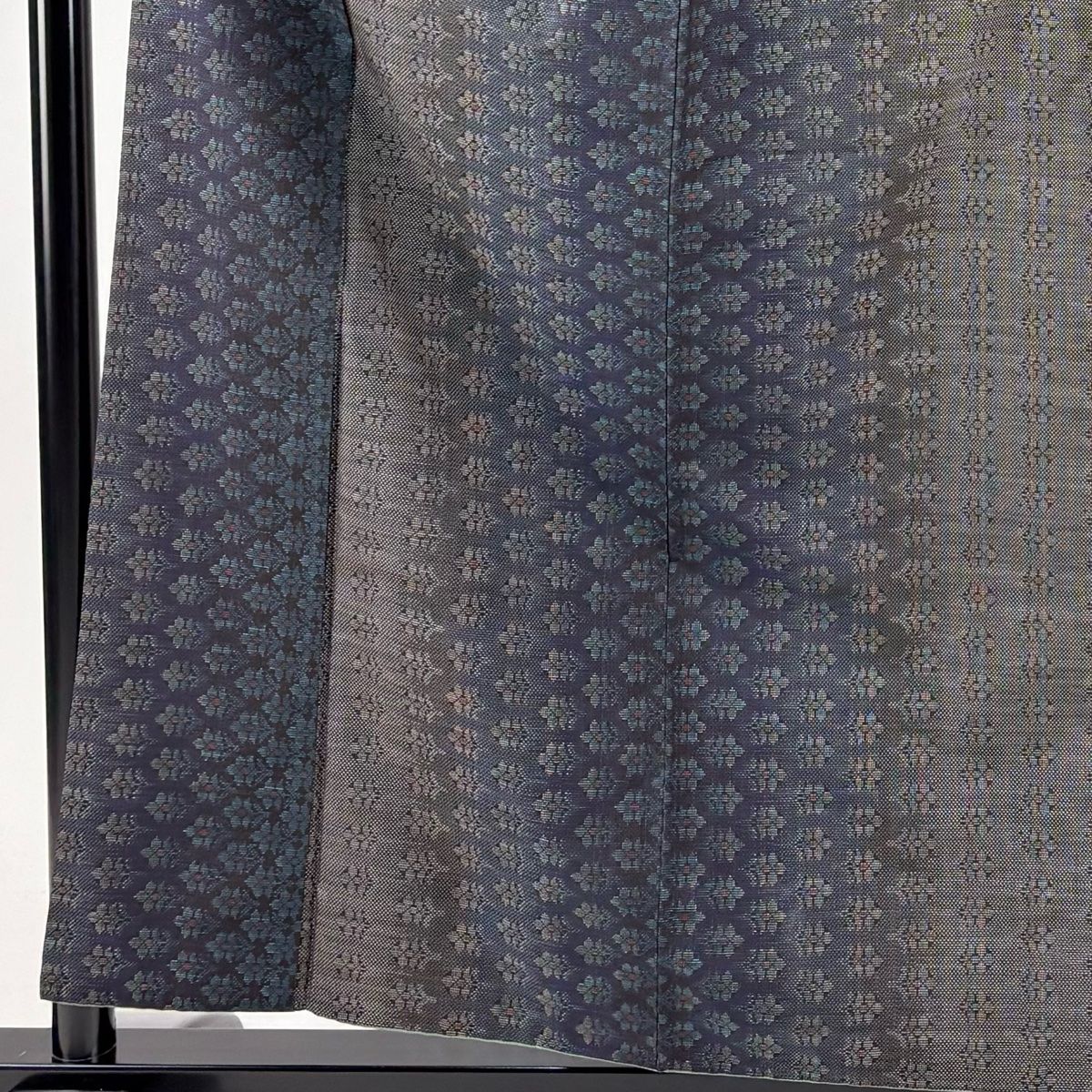 紬 身丈167 5 cm 裄丈64 M 袷 花 焦茶色 正絹 秀品