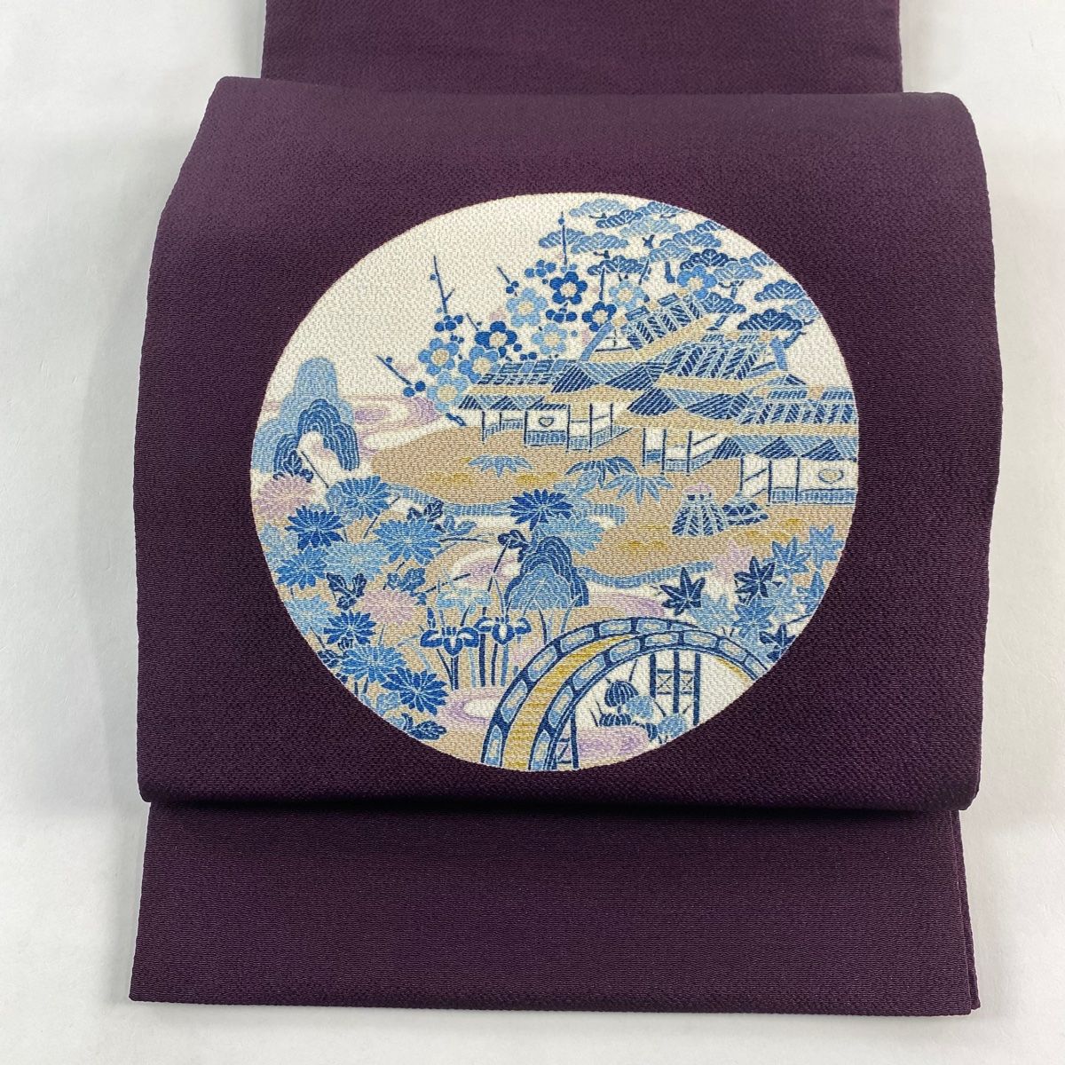 開き名古屋帯 秀品 落款 家屋 松竹梅 縮緬 濃紫 正絹